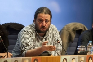 Κορωνάκης: Αν δεν συζητάμε για χρέος, δεν συζητάμε και για ΦΠΑ