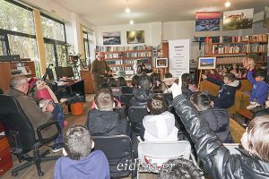 Η Δ’ τάξη του 4ου Δημοτικού Σχολείου επισκέφθηκε τα γραφεία των ΕΙΔΗΣΕΩΝ