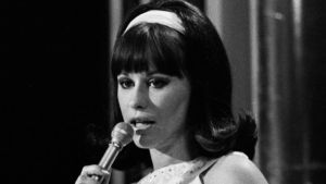 Πέθανε η Άστρουντ Ζιλμπέρτο, σταρ της μπόσα νόβα