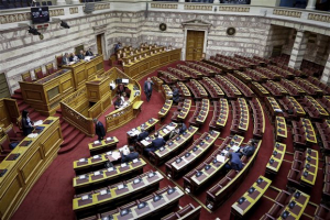 Στη Βουλή κατατέθηκε το νομοσχέδιο του υπ. Εργασίας