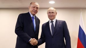 Τουρκία-Ρωσία: Δεν μπορεί να μπει ένα τέλος στον πόλεμο στην Ουκρανία, αν αγνοηθεί η Μόσχα, λέει συνεργάτης του Ερντογάν