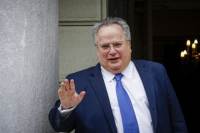 Στο Κάιρο ο υπουργός Εξωτερικών Νίκος Κοτζιάς