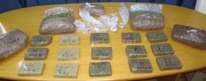 Καταδίωξη και σύλληψη εμπόρου ναρκωτικών στα Μέγαρα