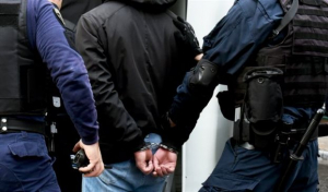 Υποσχόταν διορισμό στο δημόσιο και εισέπρατε χρήματα για... «έξοδα»