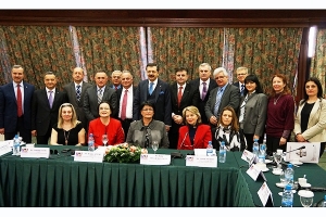 Στοίχημα η συνένωση των δυνάμεών μας