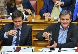 Κύκλοι ΝΔ: «Εξαφανισμένοι» Τσακαλώτος - Χουλιαράκης