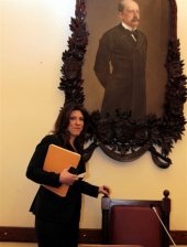 Δύσκολη η ζωή στο κοινοβούλιο