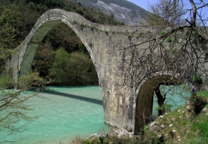 Ιωάννινα: Το καλοκαίρι η αναστήλωση του γεφυριού της Πλάκας