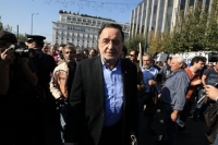 Λαφαζάνης: «Το αντιασφαλιστικό νομοσχέδιο και τα αντιαγροτικά μέτρα θα γίνουν το Βατερλώ της κυβέρνησης»