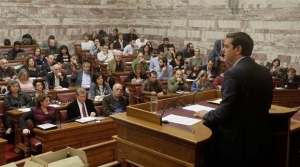 Τσακαλώτος-Σταθάκης ενημέρωσαν τους βουλευτές ΣΥΡΙΖΑ