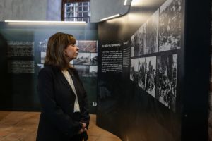 Κατερίνα Σακελλαροπούλου: «Ανοικτοί στον διάλογο με την Τουρκία αλλά αυτό δεν γίνεται με απειλές και προκλήσεις»