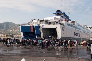 Μυτιλήνη: 10.000 πρόσφυγες απεγκλωβίζονται εντός 48 ωρών