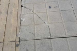 Με λιγότερα χρήματα