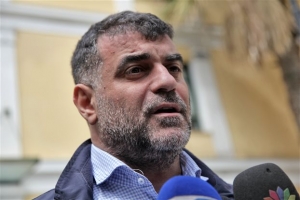 Φυλάκιση 8 μηνών στον Κ.Βαξεβάνη στη δίκη με τη σύζυγο Στουρνάρα