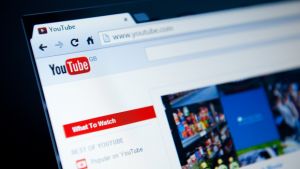 Fake news στο YouTube για κορωνοϊό: Η έρευνα που επικαλέστηκε ο κ. Χατζηγεωργίου