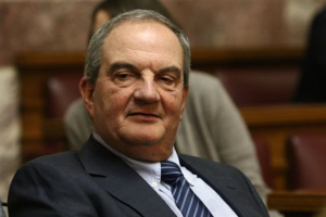 Θερμή υποδοχή Καραμανλή στη Θεσσαλονίκη