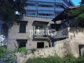 Θεσσαλονίκη: Πτώμα εντοπίστηκε σε προχωρημένη σήψη πίσω από το νοσοκομείο «Γεννηματάς» (pics)