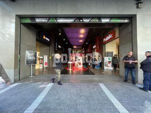 Θεσσαλονίκη – Black Friday: Δεν πείστηκαν οι καταναλωτές για γενναίες προσφορές (pics)