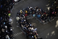 Βαυαροί σύμμαχοι κατά Μέρκελ: Θα στείλουμε τους πρόσφυγες στο... Ράιχσταγκ