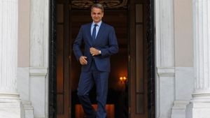 Τελευταία έκκληση Μητσοτάκη πριν την απαγόρευση κυκλοφορίας