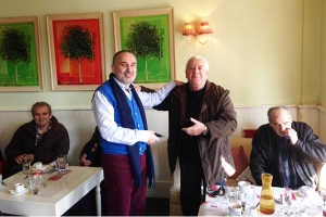 Φραγγίδης: “Βουλευτή του ΠΑΣΟΚ ή της Χρυσής Αυγής;”