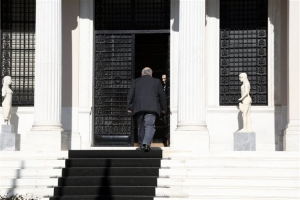 Με την Λούκα Κατσέλη για το θέμα των πλειστηριασμών συναντήθηκε ο Πρωθυπουργός