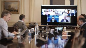 Το σχέδιο σταδιακής άρσης των μέτρων: Οι εισηγήσεις και τα αγκάθια