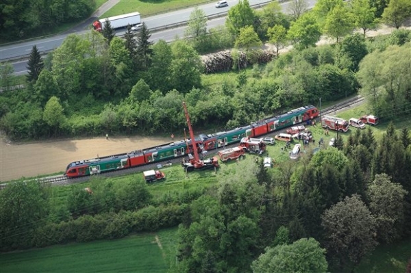 Αυστρία: Μετωπική σύγκρουση τρένων - Ενας νεκρός