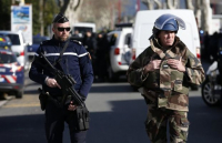 Γαλλία: Εκκενώθηκε το Μον Σεν Μισέλ - Οι αρχές αναζητούν έναν ύποπτο