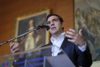Επιδότηση εισητηρίων και φθηνά καύσιμα υποσχέθηκε ο Τσίπρας