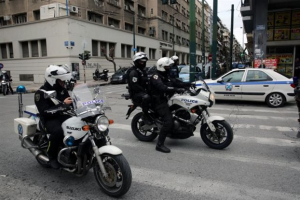 Και στο σπίτι της πρέσβειρας της Αυστρίας ο Ρουβίκωνας