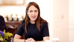 Διεθνής Διάσκεψη κατά των γυναικοκτονιών: Η Δόμνα Μιχαηλίδου υπογραμμίζει την ανάγκη για δράση