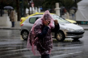 Συνέχεια των καταιγίδων και των βοριάδων - Δείτε που θα βρέξει