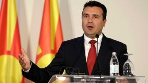 Δεν αρκείται στην πτώση του Ζάεφ η αντιπολίτευση στα Σκόπια – Κατέθεσε πρόταση μομφής κατά της κυβέρνησης