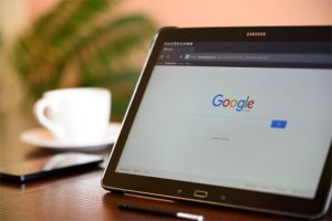 Τι αλλάζει πραγματικά στην εποχή του AI Search μέσα από τη σχέση SEO, AEO και GEO