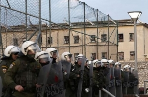 Συναντήσεις για την αλλαγή του χώρου για τη δίκη Χρυσής Αυγής