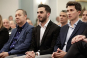 Χρηστίδης: Ονόματα και διευθύνσεις για την «αποστασία» να δώσει το Μαξίμου