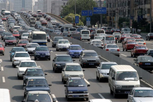 Ο Τραμπ ζητά ανταλλάγματα για άρση δασμών στα αυτοκίνητα