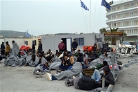 Αντίθετος σε πλωτό κέντρο φιλοξενίας προσφύγων ο δήμαρχος Μυτιλήνης