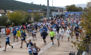 Μέτρα της Τροχαίας τη Κυριακή λόγω του 33ου Μαραθωνίου Αθηνών
