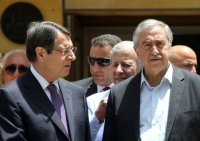 Αναβλήθηκε η συνάντηση Αναστασιάδη - Ακιντζί λόγω της πυρκαγιάς