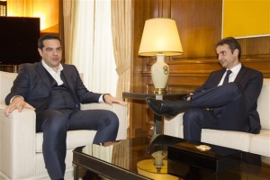 Συγκρουσιακό το κλίμα στη συνάντηση Αλ. Τσίπρα - Κ. Μητσοτάκη