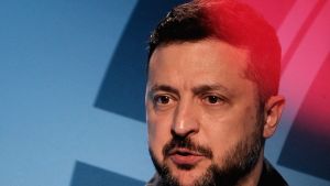 Επικίνδυνες ρωσικές επιθέσεις: Ο Ζελένσκι προειδοποιεί τους πολίτες της Ουκρανίας