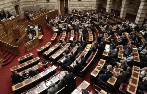 ΣΥΡΙΖΑ:Η κυβέρνηση προωθεί μόνιμο μηχανισμό μείωσης συντάξεων