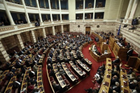 Στην Ολομέλεια της Βουλής το νομοσχέδιο για την υιοθεσία και αναδοχή