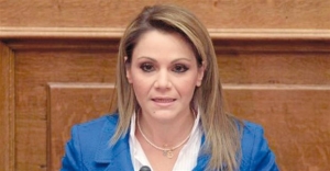 Θα ψηφίσει υπέρ του Σταύρου Δήμα η βουλευτής Μίκα Ιατρίδη