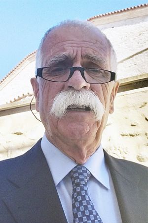 Δε μας προστατεύει κανείς