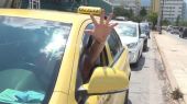 Κάθε μούντζα και… 100€ – Πως σχολιάζουν οι Θεσσαλονικείς το νέο μέτρο του ΚΟΚ