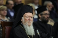 Βαρθολομαίος: Σε Λαμπεντούζα-Λέσβο μιμούνται τους Αγίους μας