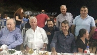 Παραδοσιακό τραπέζι στα Χανιά για Κωνσταντίνο και Κυριάκο Μητσοτάκη